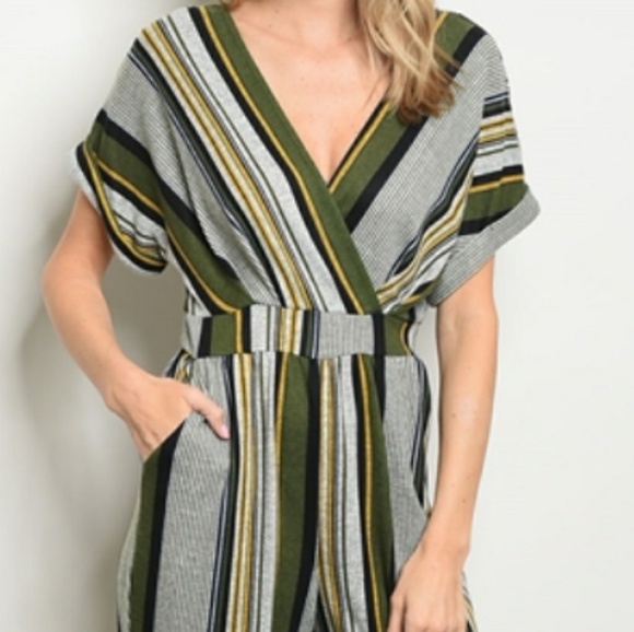 Jumpsuit - Picture 1 of 3